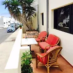 Feel Good La Santa